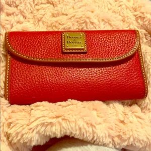 Dooney and Bourke wallet